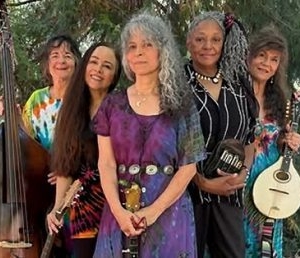 Las Ninas Muertas at Crazy Horse